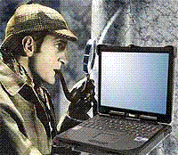 Sherlock Holmes revisando la laptop del Procurador de Michoacán Miguel Garcia Hurtado.